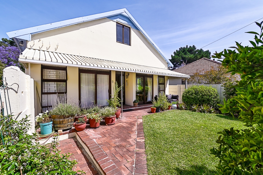 3 Bedroom Property for Sale in Plumstead Western Cape